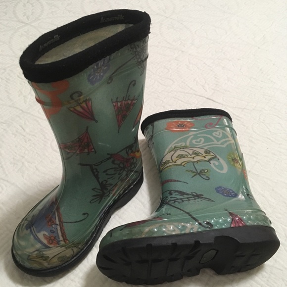 6US (3/$20) Kamik Rain Boots - Picture 2 of 12